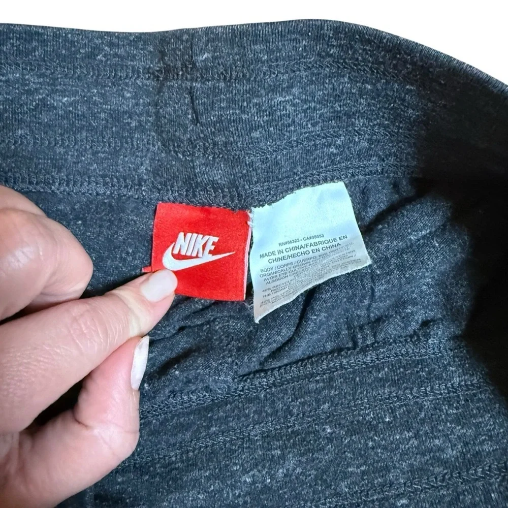 NIKE Kids Large Gray Athletic Shorts Drawstring Swoosh